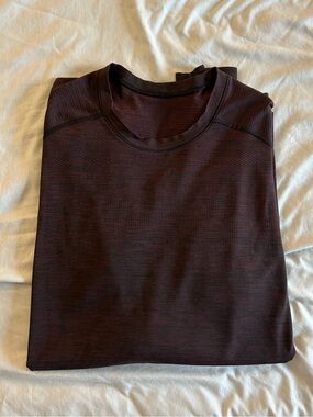 Men’s lululemon long sleeve